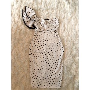 White polka dot one shoulder midi dress